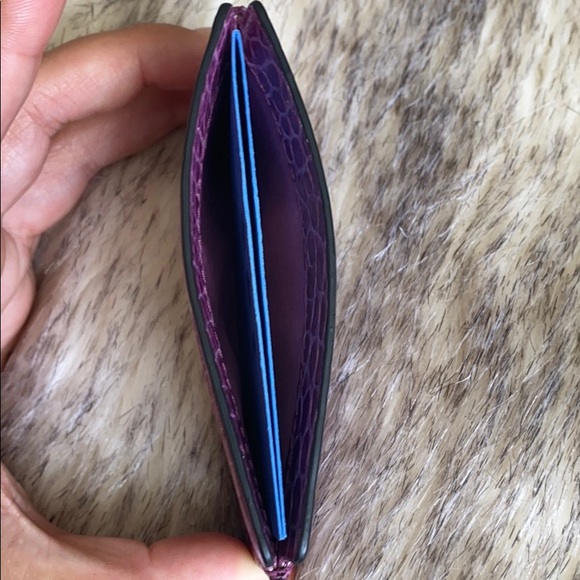 Mara Flat Card Holder - Picture 3 of 4